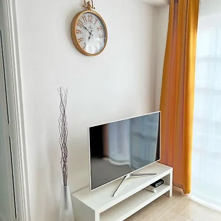 Cozy 2bd In Cristianos, The Heights * Los Cristianos (Tenerife)