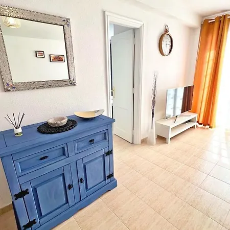 Cozy 2bd In Cristianos, The Heights